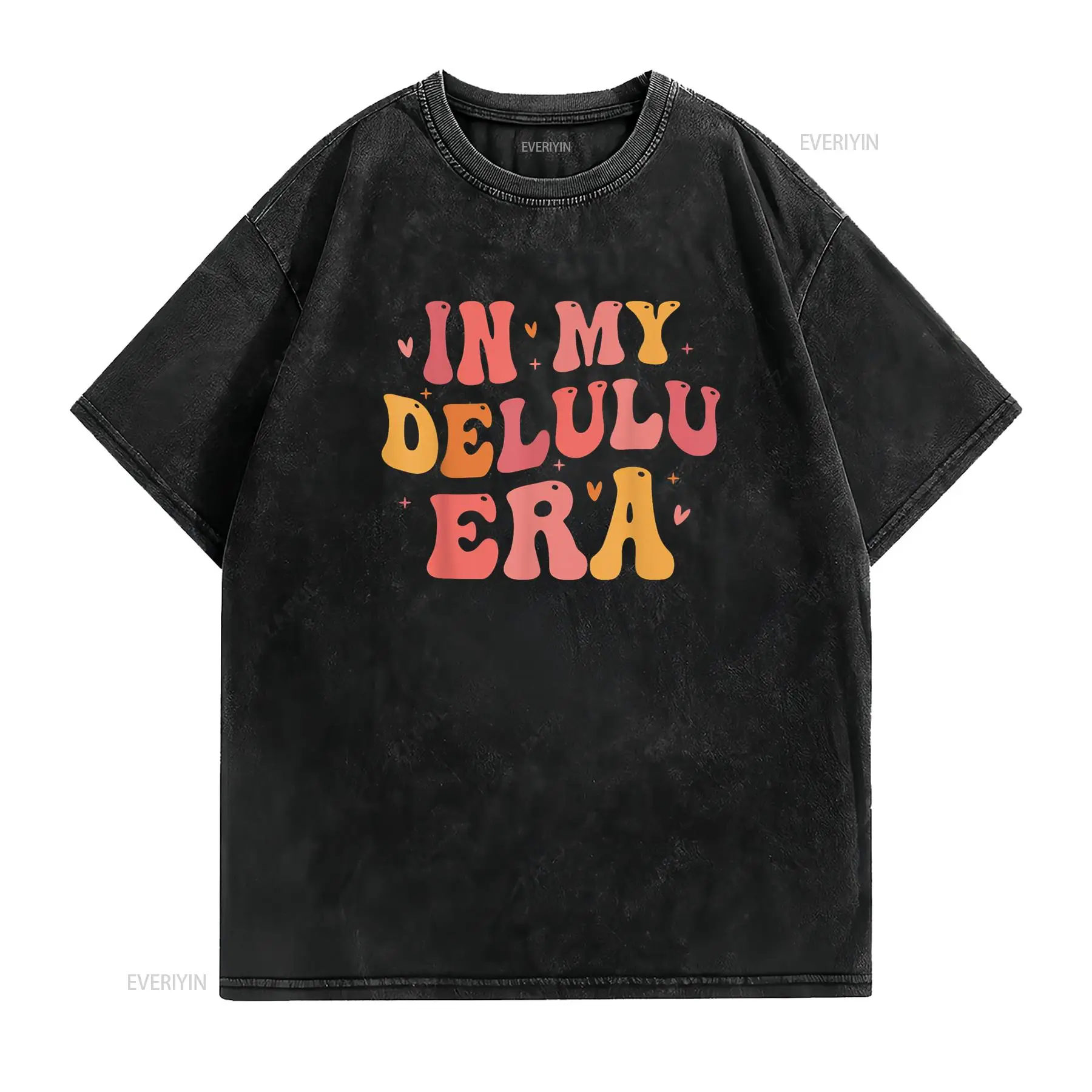 Забавная футболка In My Delulu – обзор и цена Vintage Fashion Eras