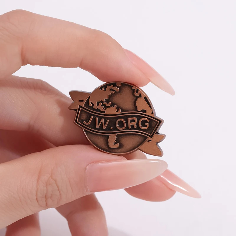 Ретро брошь Земля JW.ORG, эмал – обзор и цена Vintage Fashion Org