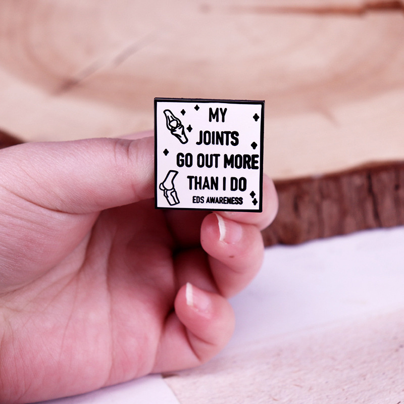 «My Joints Go Out More Than I  – обзор и цена Vintage Fashion Quotes